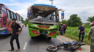 বাসচাপায় ২ মোটরসাইকেল আরোহী নিহত মানিকগঞ্জে