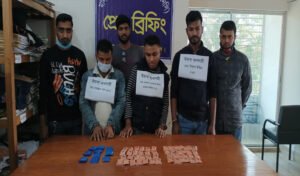 মানিকগঞ্জে ১২ হাজার ইয়াবাসহ তিন মাদক কারবারি আটক